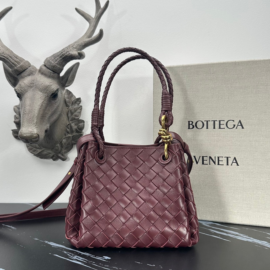 Bottega Veneta