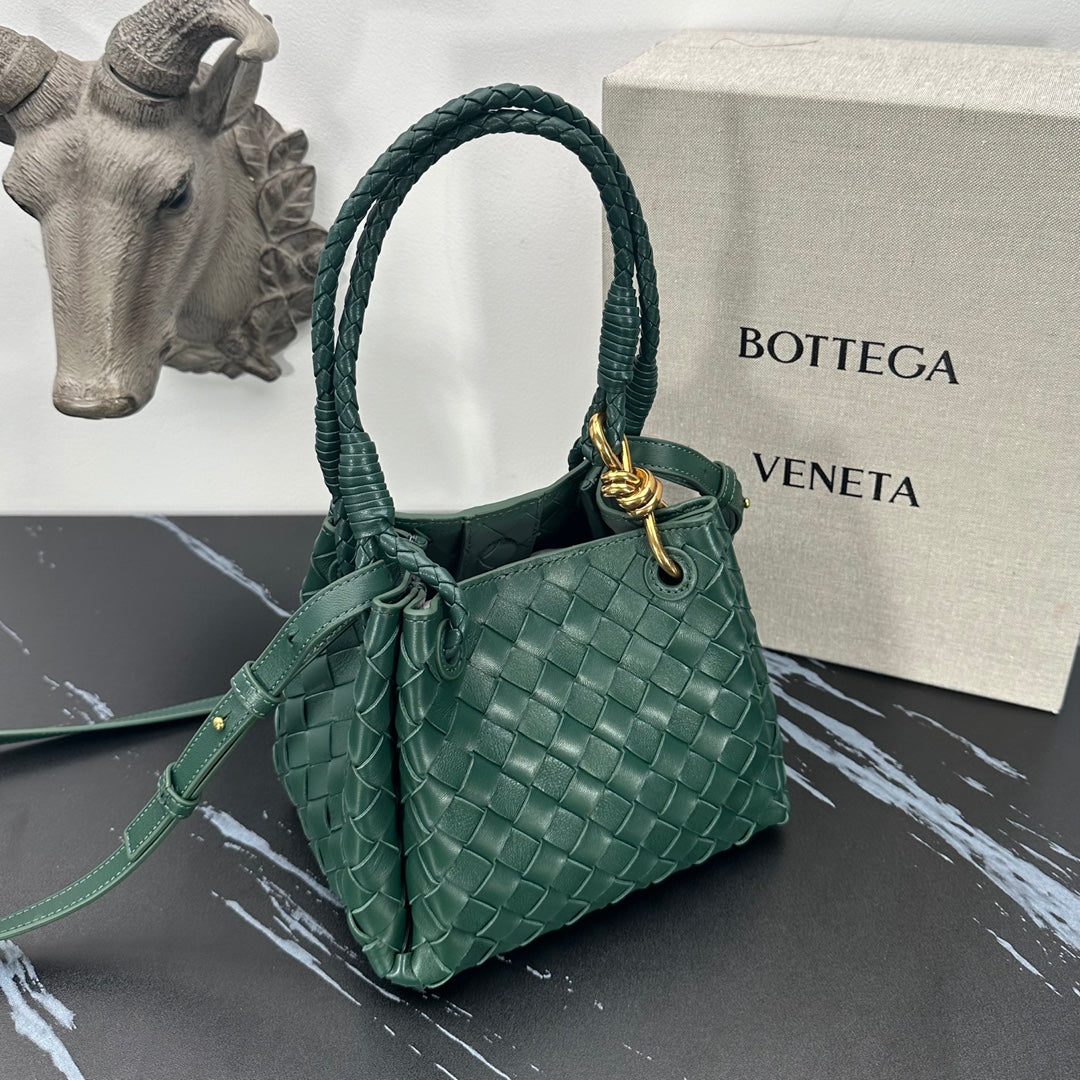 Bottega Veneta